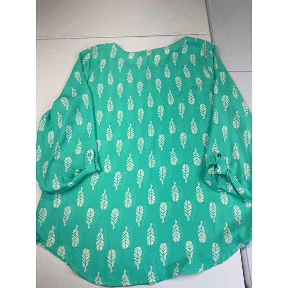 Pixley Womens Top M Medium Feather Print 3/4 Sleeve Blouse Shirt Green - Picture 2 of 8